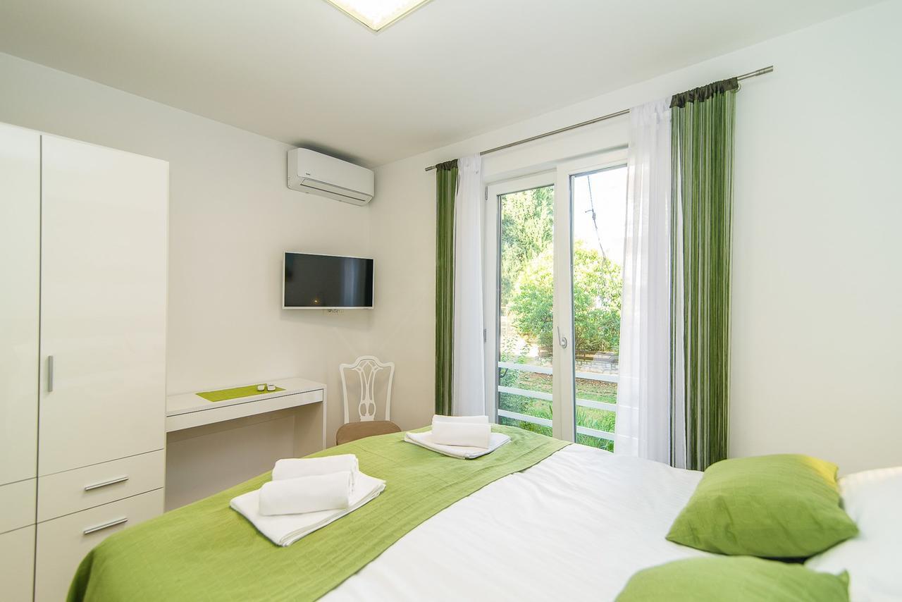 Vera Luxury Poreč Exteriör bild